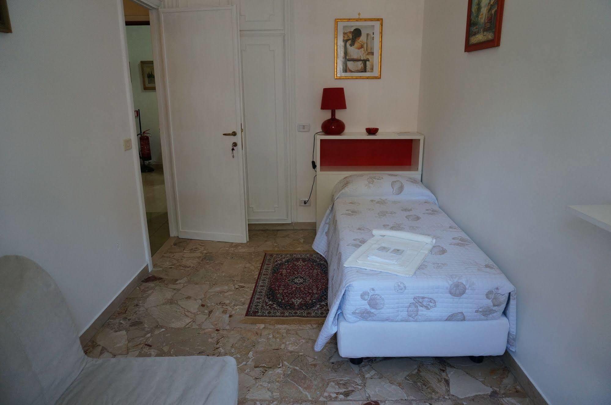 Romoletto B&B Экстерьер фото